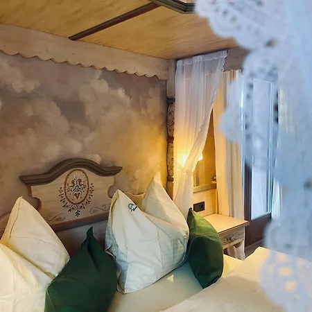 Hotel Heutaler Hof-3